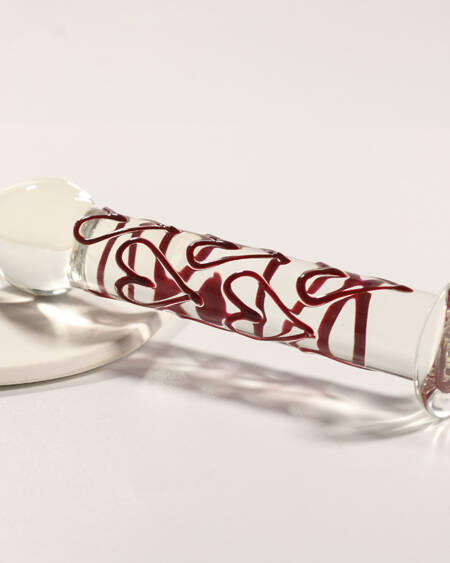 pink heart-shaped glass crystal dildo